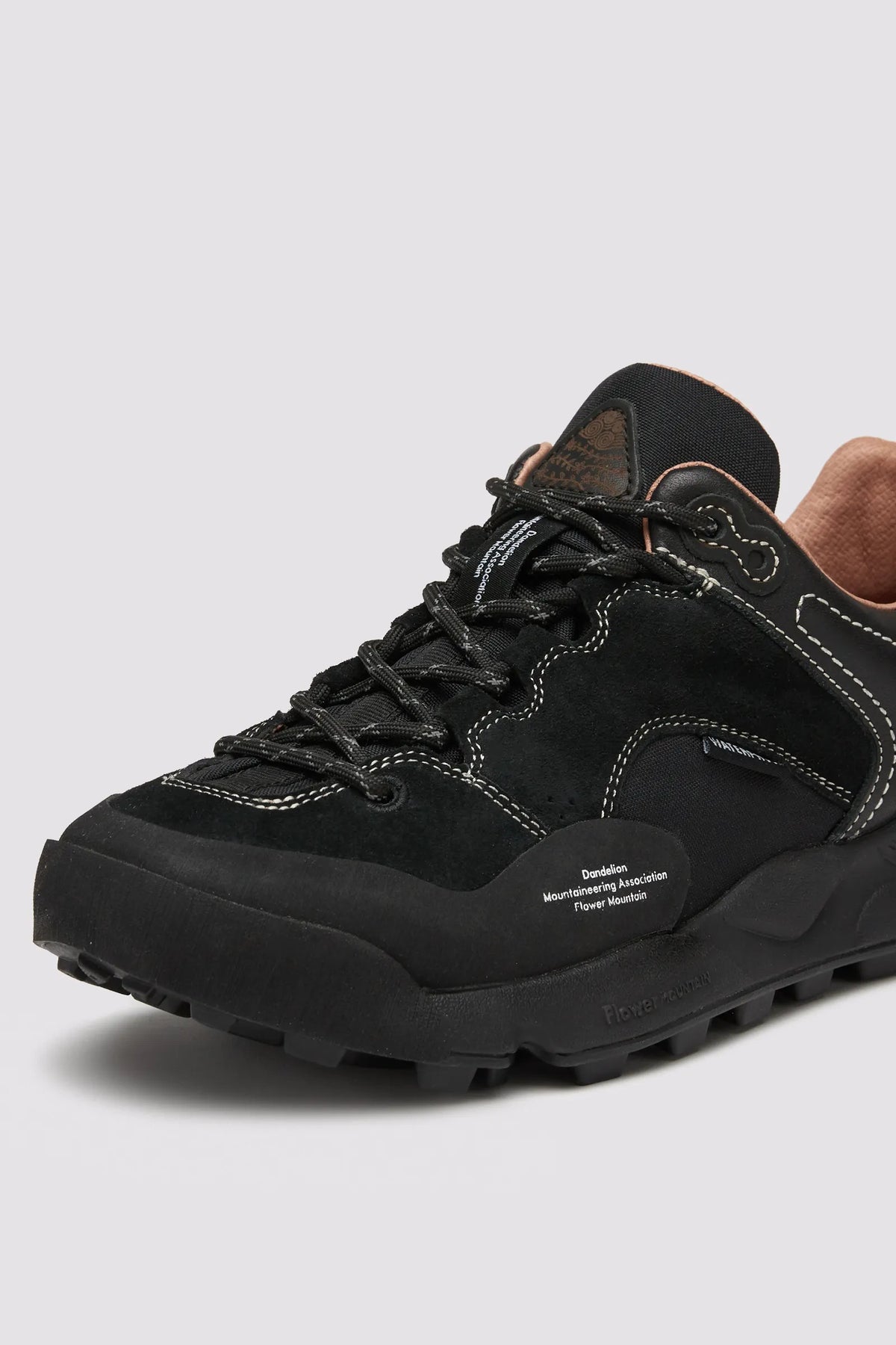 BACK COUNTRY UNI